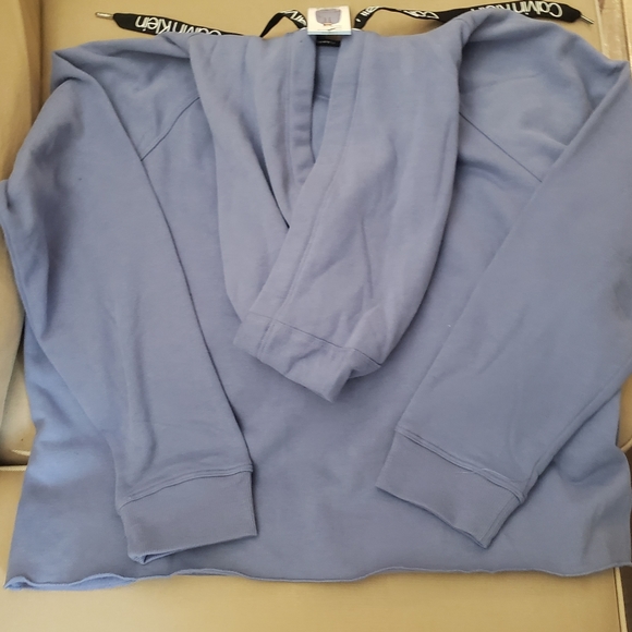 Calvin Klein Women's Logo Hoodie in size Large - Picture 3 of 3